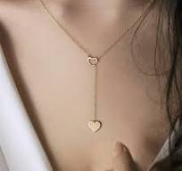 How to Dress a Genuine Gold Heart Pendant with Various Necklines