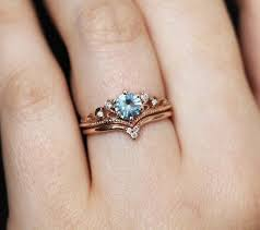 Classic vs. Modern Engagement Ring Designs: Which One is for You?