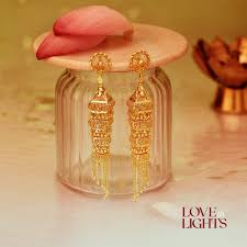 The Cultural Significance of Gold Rings Around the World