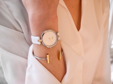 How to Style Gold Bracelets with Your Watch