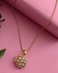 Top 6 Lightweight Gold Necklaces Perfect for Everyday Elegance