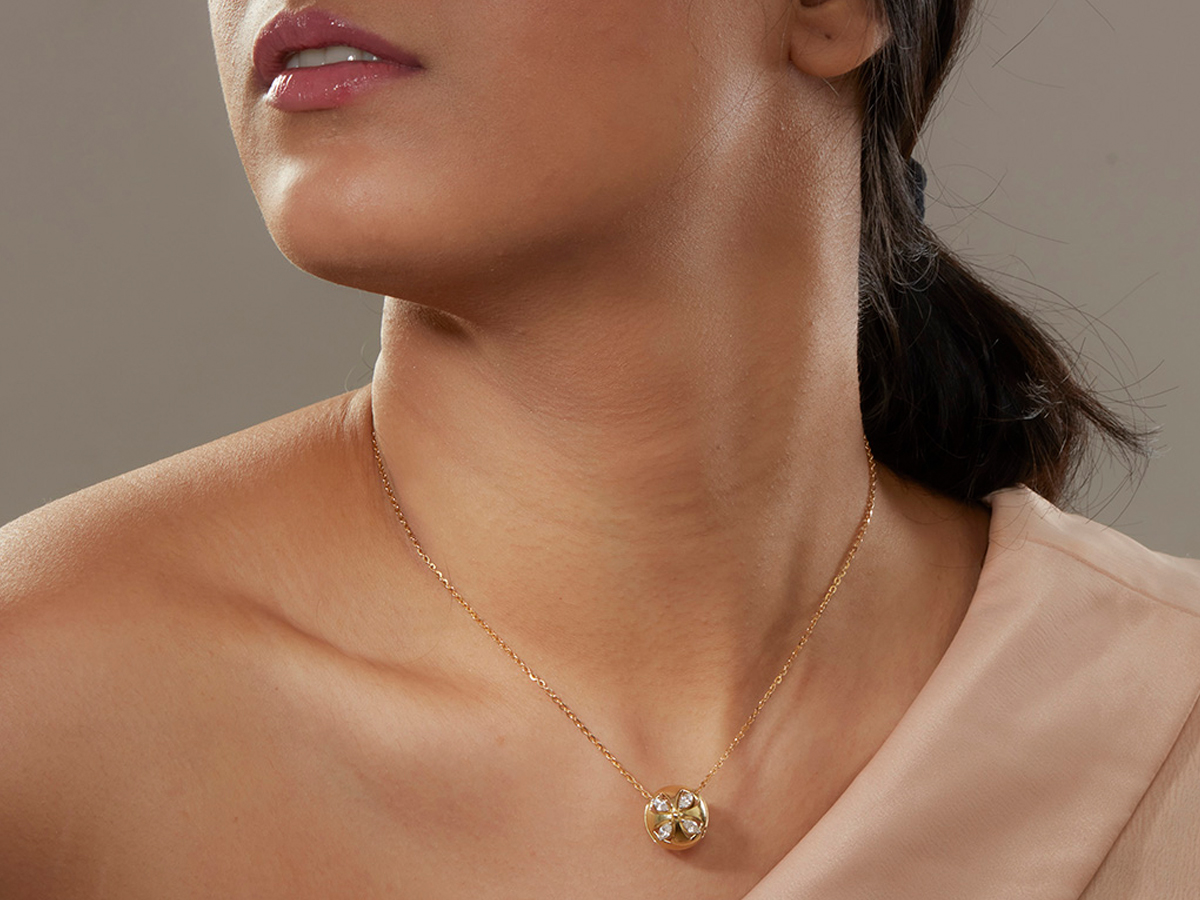 Sparkle with Confidence: Jewelry that Powers Your Professional Persona