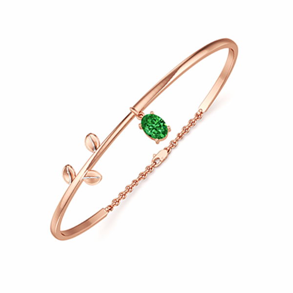 Gold bracelet in gemstone