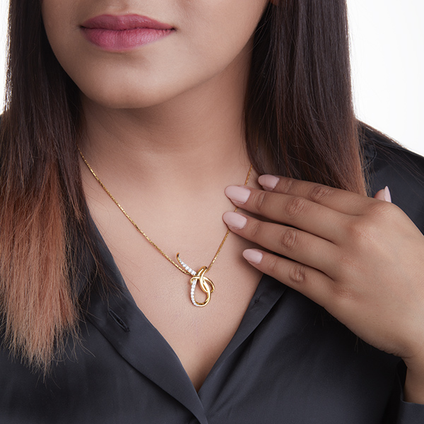 latest pendant designs in gold